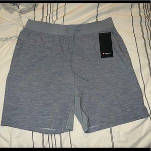 Lululemon T.H.E. Linerless Short 9” XXL